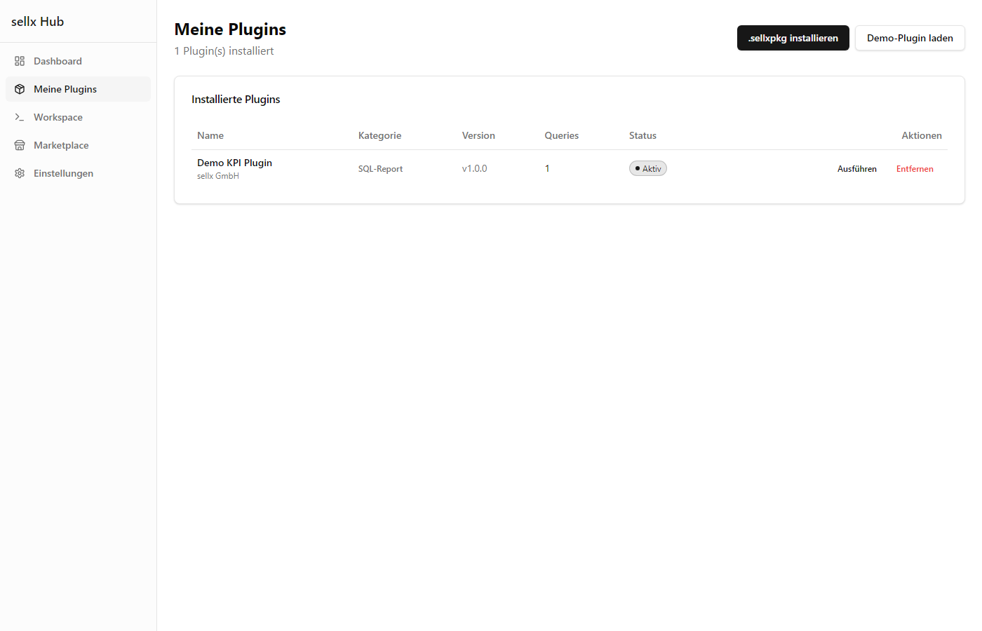 Meine-Plugins-Seite mit Liste installierter Plugins, Aktivierungs-Badges und Buttons 'Demo-Plugin laden' / '.sellxpkg installieren'